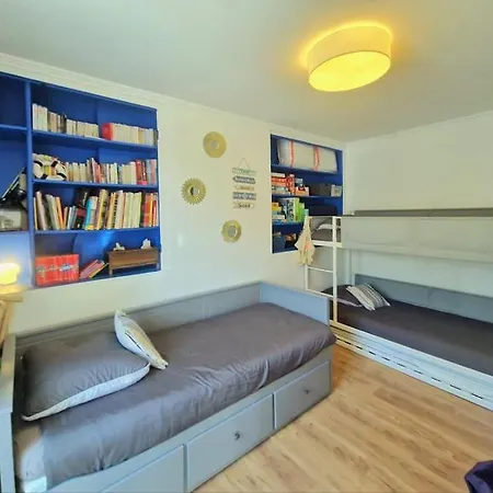 2 Pieces, Face Casino, 20 Metres Plage. Appartement Trouville-sur-Mer