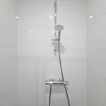 2 Pièces, Face Casino, 20 Mètres Plage.